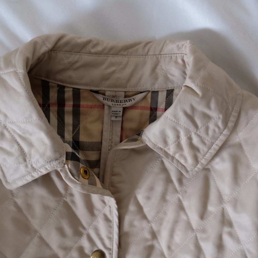 Burberry Quilted Coat Beige S - Picture 3 of 4